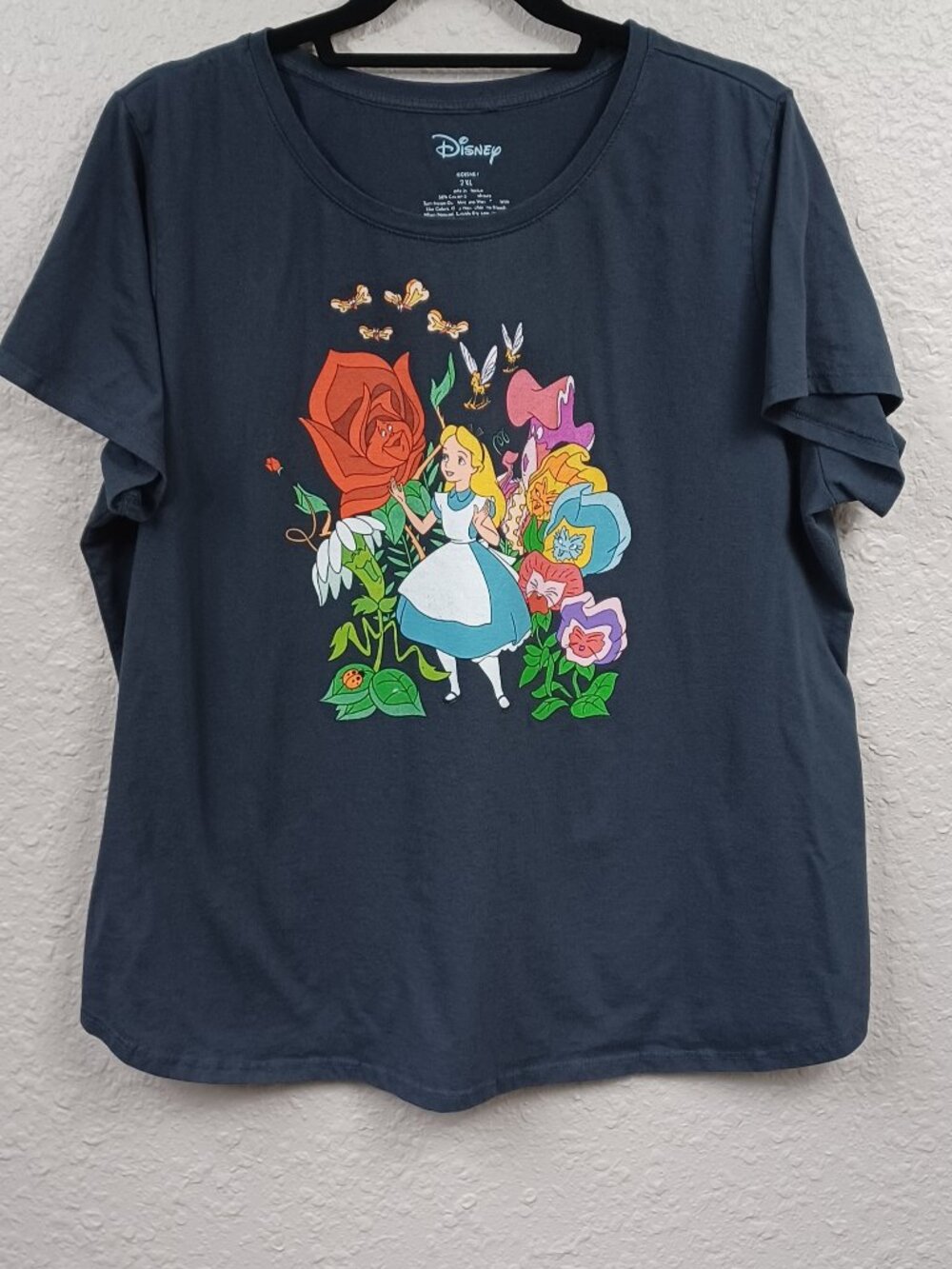 Womens Disney XL Alice in Wonderland Tshirt 50% Cotton 50% Polyester